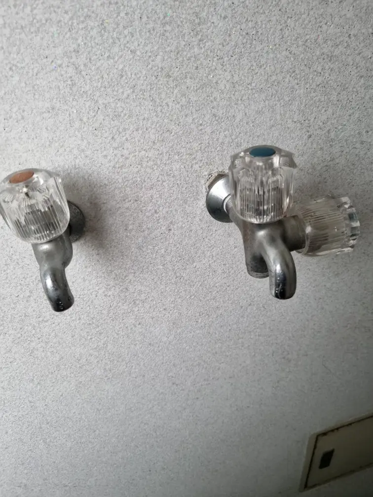 세탁실 수도꼭지 교체, 언제 필요한지와 주의사항